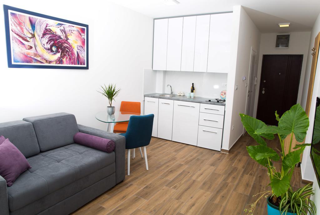 Apartment Koral Ruma Ngoại thất bức ảnh