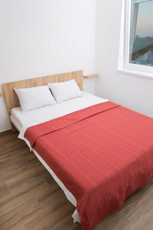 Apartment Koral Ruma Ngoại thất bức ảnh
